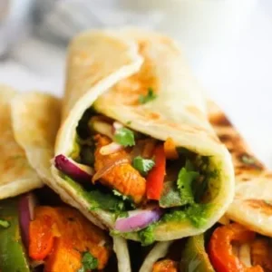 Achari Chicken roll